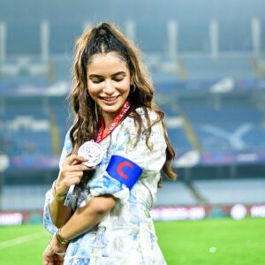 Kasturi Chhetri Instagram - For all the hard work, sacrifices, blood, sweat and tears that the world doesn’t see. 

You did it and I couldn’t be more proud of you and the entire team 💚❤️

CHAMPIONS OF INDIA 🛡️ 

#joymohunbagan
