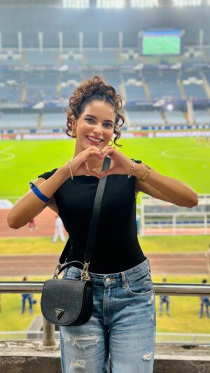 Kasturi Chhetri Instagram - Into the FINALS 💚❤️😭💪🏻
#joymohunbagan
.
.
.
Hair @optimisticaamrapali96 🩷