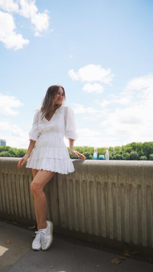 Katarína Štumpfová Instagram - Za posledné roky som sa naučila že základom MOJEJ skincare je hydratácia a SPF. Myslím že veľa z vás to má podobne čo poviete? ❤️

Ak ste odpovedali áno mám pre vás jeden tip na skvelú novinku od @vichyaboratoires : hydratačný krém MINÉRAL 89 100H RICH CREAM, ktorý zabezpečí až 100 hodinovú hydratáciu vďaka inovatívnej technológii osmoskin, ktorá pôsobí ako ochranná bariéra na vašej pokožke. Ak vašu rutinu doplníte o hydratačné sérum MINÉRAL 89 BOOSTER  a opaľovacím krémom s vysokým stupňom ochrany CAPITAL SOLEIL UV-AGE DAILY SPF 50 , na leto ste určite pripravené!☀️☀️☀️

#ad #spolupraca #MEvsDEHYDRATION #mineral89 #hydratacia #zdraviepokožky #bariérapokožky
#Mineral89Booster #Mineral89FluidSPF50 
#VichyLaboratories #SPF50 #vichy