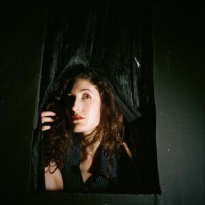 Kate Berlant Instagram - I ♥️ New York (📸 @chantalaanderson)