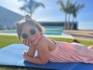 Kate Bryan Instagram - Went to see where the sun has been hiding. ☀️ 😎