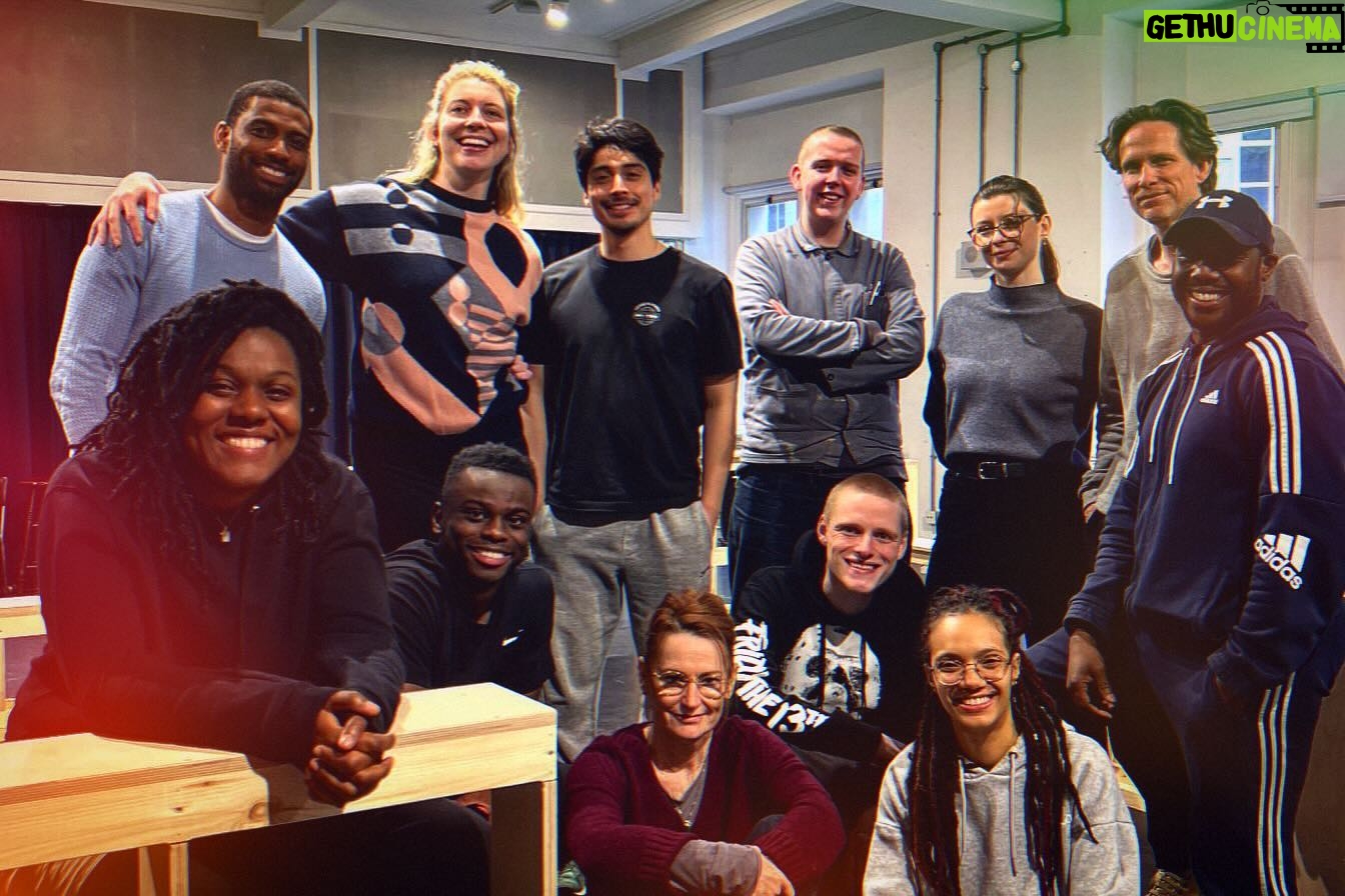 Kate Kennedy - 4.4K Likes - ‘Sweat’ by Lynn Nottage
🎭 @rxtheatre
Open til’ 25th May.
🍸Gimlets for all…
@carlahenrybullring (missing from pic 2 busy being a legend) @aaron_cobham @thejonathankerrigan @gribbenlewis @pookyquesnel1 @abdul_sessay @marcellocruzn #chrisjack @amara.heyland @saradsantos.artist @tash.guzel
Dir: @j_maxah
Casting: @jatinstagram
📸: @helenmurraypix
