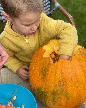 Kate Reinders Instagram - May I present: Luke’s “jack-O-lantern face”. In it to win it! 

You’ve got one week left to get your pumpkin-in’ on! Have fun! 🧡