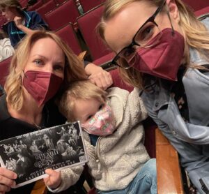 Kate Reinders Instagram - BREAK A LEG, Leopards! So excited to see you shine tonight! XOXO me, Luke, and @slitzsinger (Broadway’s longest-running Belle!!!) 💖❤️🥀