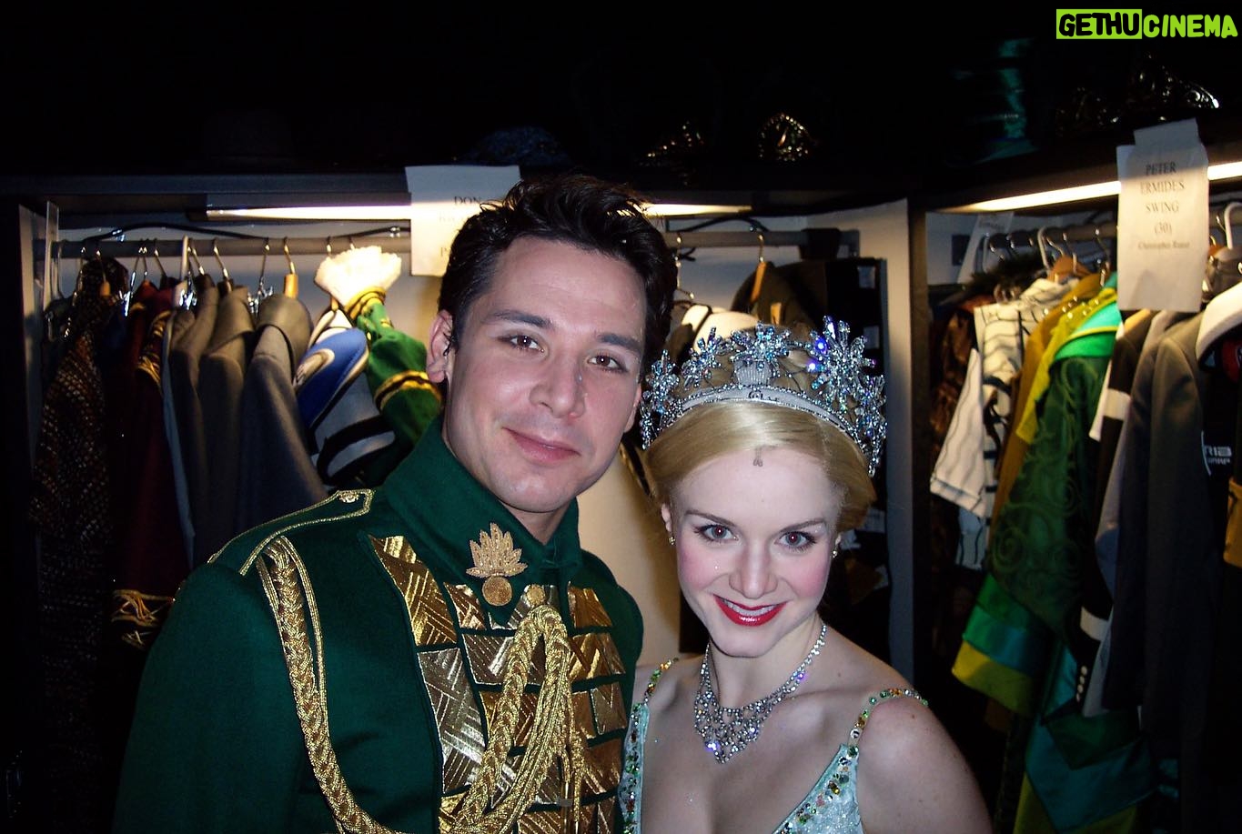 Kate Reinders - 5K Likes - Babies in Chicago 💚🩷💚
@anagasteyer @kristofferq6 @wicked_worldwide @wicked_musical