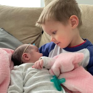 Kate Reinders Instagram - *EXTREME CUTENESS ALERT*
Luke met our beloved nanny/friend/we-are-family @shants002 ‘s beautiful baby 💖Aspen💖 today.  Love at first sight, for sure. I had to post all of these bc I can’t even stand it. ❤️
WE LOVE YOU, Stagg family!