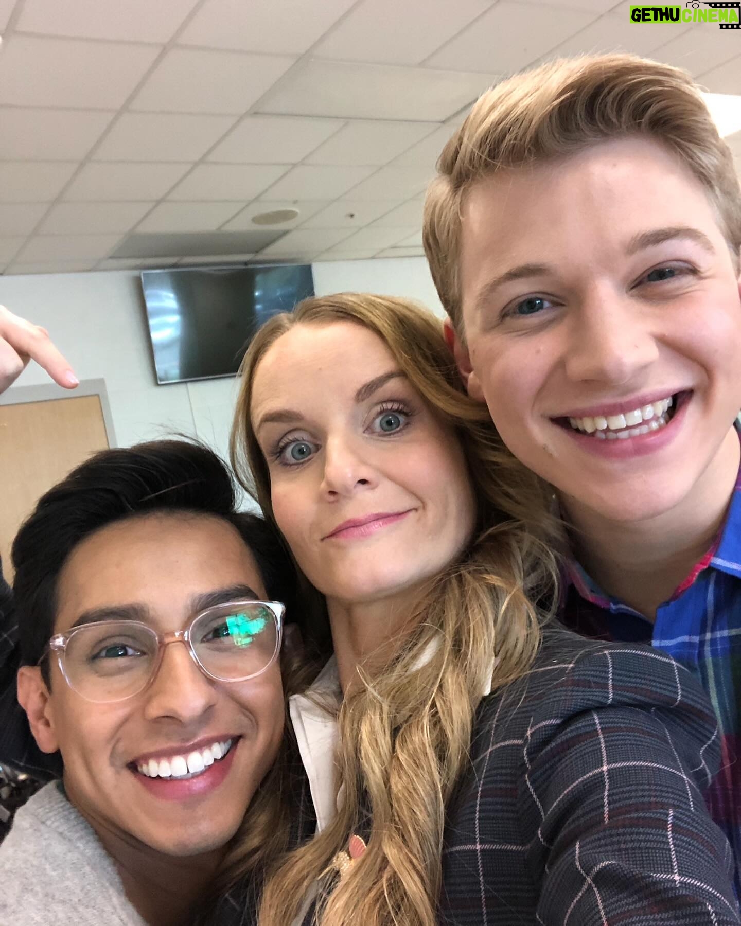 Kate Reinders - 12.9K Likes - When @frankiearodriguez steals your phone⦠(I loooove you, Frankie!! And Joe!!!! š©·ā¤ļø)