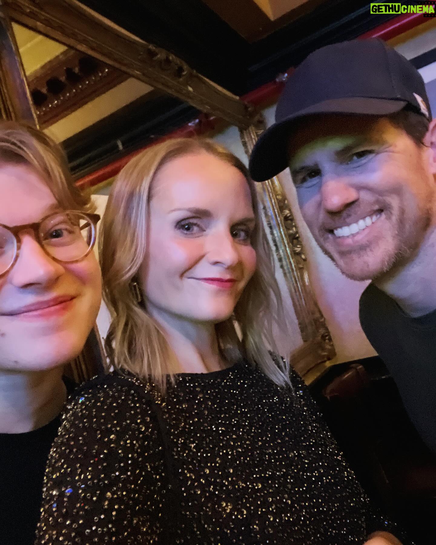 Kate Reinders - 7.8K Likes - Nothing makes me happier than … ❤️
1. Seeing my babies @julialester @ilana_wolpert @frankiearodriguez and @joe_serafini_
2. Seeing old friends (but we’re still young) @jennaleighgreen @kristofferq6 @danhickle
And 3. Half of @joe_serafini_ ‘s perfect face 🩷
@lempickamusical #hsmtmts @wicked_musical