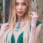 Kate Cast Instagram - 𝑩𝒆 𝒕𝒉𝒆 𝑷𝑹𝑰𝑵𝑪𝑬𝑺𝑺 𝒊𝒏 𝒀𝒐𝒖𝒓 𝑶𝒘𝒏 𝑭𝒂𝒊𝒓𝒚𝒕𝒂𝒍𝒆. I’m so proud and honored to be representing my beautiful country Czechia 🇨🇿 in one of the most prestigious beauty pageant @misseliteworld published by amazing @dolcemag Thank you ALL of you of being part of this amazing shot 🙌🏻 This gorgeous gown is made by the TOP designer in the UAE @almansourifashion2 Hair & make-up 💄 by the most talented @xvii_mua Captured by @matbendik Jewelry by @collectionbynadia 💫 Production by my love #radkasyrovadesign Big thanks to my National Director Lenka @thetravellingbeautyqueen 💖
