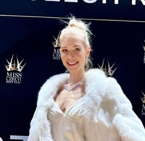 Kate Cast Instagram - The sky is not the limit. We are limitless and so are our dreams, we must never doubt ourselves. 

Thank you for such an amazing night @missczechrepublic 
@lplifeonline @charlotte_shoots 

1,2,or 3…? ❤️ 

Interview link

https://www.lp-life.cz/zname-nejkrasnejsi-divku-roku-2023

https://www.lp-life.cz/k/aktuality/aktualne