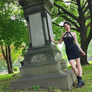 KateLynn E. Newberry Instagram - For $50, I'll show up to your funeral but stand really far away, holding a black umbrella regardless of the weather, so that people think you died with a dark and interesting secret. For $100 I'll do it while weeping.
📸 @cksteele 💜