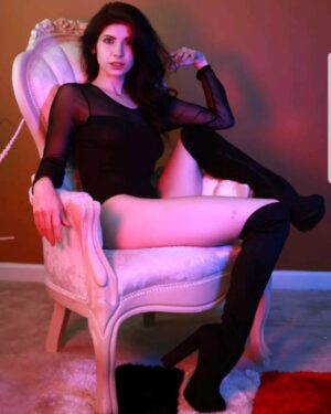 KateLynn E. Newberry Instagram - Alexa play "When I am Queen" by Jack Off Jill