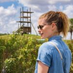 Kate Mara Instagram - We visited a Florida sanctuary with 220 chimps rescued from labs and show business. They live on 12 islands and get wonderful care 💚 Seeing their joy after what they’ve been through was incredible. To learn more and support, please consider becoming a member @savethechimps