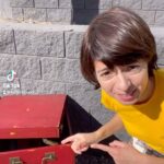 Kate Micucci Instagram - #artistsoninstagram #streetart #trashtotreasure #art