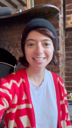 Kate Micucci Instagram - Made it disappear 🫥