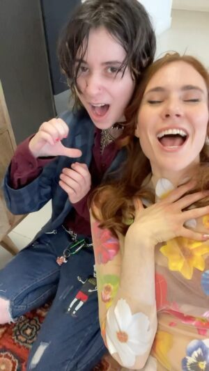 Kate Nash Instagram - New song tease alert!!! Eeeeek welcome to the new era! Hope you like it! 🫶 PRESAVE ‘Millions of Heartbeats’ now LINK IN BIO 🫶 shout out @gr33bmaster for having a listening party with me!