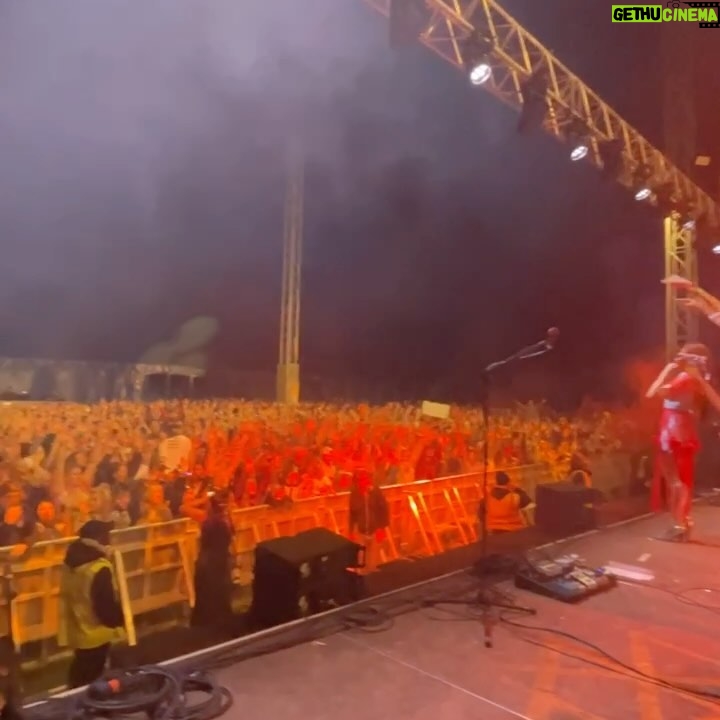 Kate Nash Instagram - Last summer was undeniably legendary, just like me π Can we possibly beat it? I reckon. If you missed tickets for my sold out London show catch me & the band at a festival this summer! βοΈ Sunday 21st July - On The Beach, Brighton Sunday 28th July β Vegan Camp Out Saturday 3rd August β Kendal Calling Sunday 11th August β Boardmasters Saturday 24th August - Big Feastival