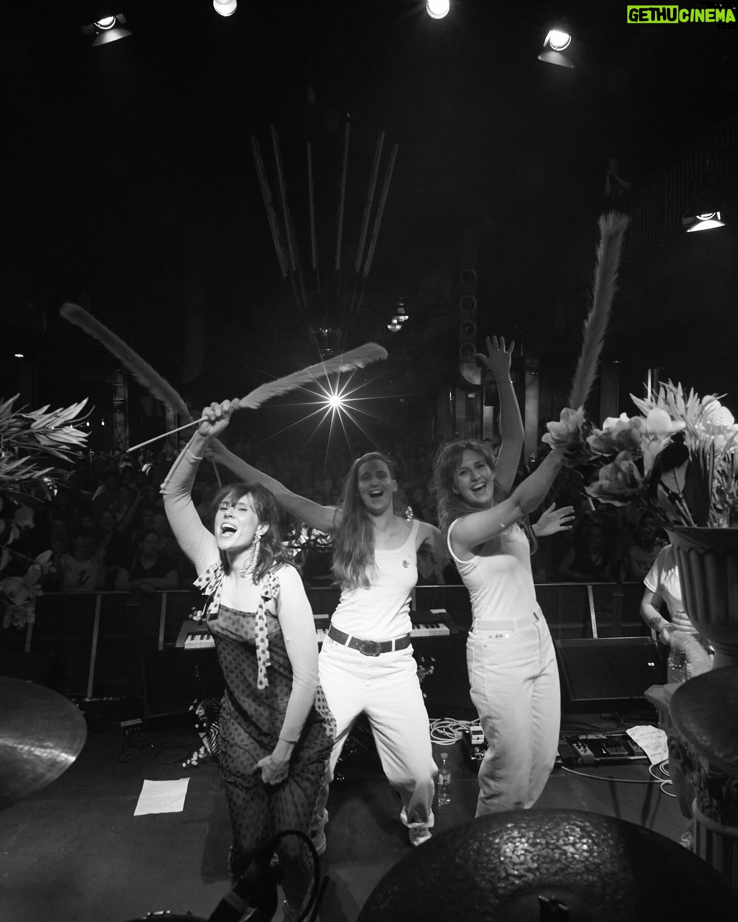 Kate Nash Instagram - London show is now sold out, see you there 🌝