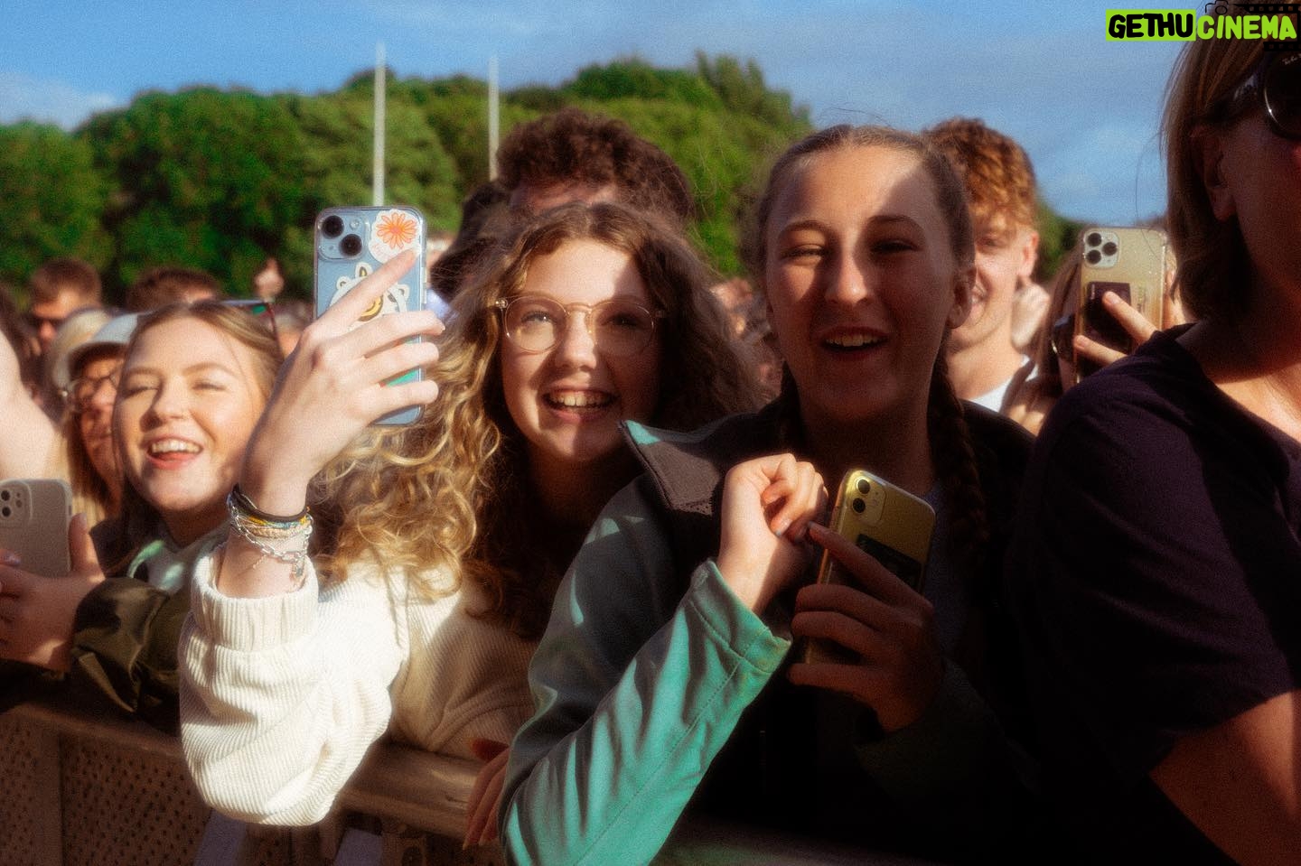 Kate Nash Instagram - Such good energy!! Thank you @bingleyweekend 🫶✨ photos @dorapaphides