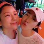 Kate Pang Instagram - 比我还疯的你，我好爱～～～ @viviyeh_ 看了好多魔术，真的太奇妙的一晚🤣🤣🤣 @sgolaola 墨西哥🇲🇽菜好好吃， cauliflower taco超赞～～～salad很新鲜，一下就吃完了，忘记拍照🤪，Nachos香脆可口，酪梨🥑沾酱滑顺绵密😋😋😋 现场还有演唱，气氛很棒～～～可惜老板 @caiaijia 不在家～～更想听老板唱耶！😍😍😍