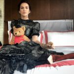 Kate Siegel Instagram – No shoes on the bed.