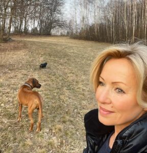 Actress Kateřina Brožová HD Instagram Photos and Wallpapers April 2024