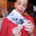 Katerina Stikoudi Instagram - Το πιο γλυκό δώρο για φέτος. Για μένα και τον Βύρωνα. Από το Proderm με στοργή. #ΟιΑναμνήσειςΜας#ΣτοργήΕίναι #Proderm
