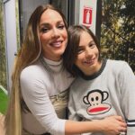 Katerina Stikoudi Instagram - ⭐️Fame story με τον 🎹πιανίστα που μου έχει κλέψει την καρδιά! @stelioskerasidis @famestorygreece #newvideocomingsoon🎥🎬 (🔜Σύντομα έρχεται και το clip μας για το «Have Yourself A Merry Little Christmas»).