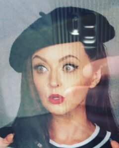 Actress Katharine Isabelle HD Instagram Photos and Wallpapers October 2020