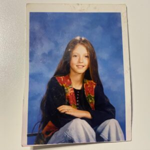 Katharine Isabelle Instagram - say yes to the vest  #90s