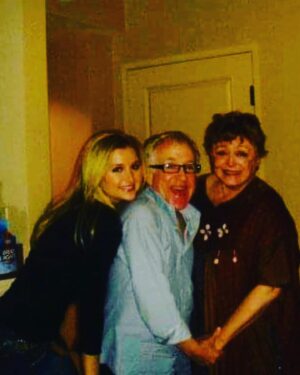 Katherine Bailess Instagram - I can’t believe he’s gone. God I’m gonna miss him! Thanks for all the laughs, love and light. I am so blessed to have been able to know and work with Leslie for the past 20 years. Thanks Del Shores for introducing me to the most hysterical, brilliant and kind man. Leslie Jordan you will always be the funniest human I have ever known. Ohh and I might’ve forgotten best dressed! #riplesliejordan #lesliejordan