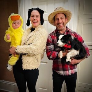 Katherine Barrell Instagram - Grandma made the duck costume so we made the farm! As you can see, everyone is thrilled 😂 🎶 Ee i ee i ohhhhhhh!!! 🎶 🎃 👻 Hope you and yours had a spooktacular Halloween!!!!