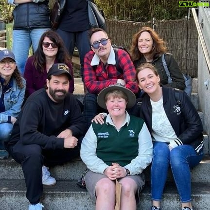 Katherine Barrell Instagram - We went to the zoo and it was magical!!! Thank you SO much @ellepatrice for the experience of a lifetime ! I loved every second but I gotta say- my favourite part was seeing the deep bond all the keepers had with their animals. ❤️❤️❤️ @tarongazoo Sydney 🇦🇺