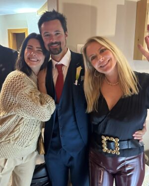 Katherine Kelly Lang Instagram - Some more pics and fun at the wedding🥰🥰🥰 @jmattatkinson @brytneeratledge