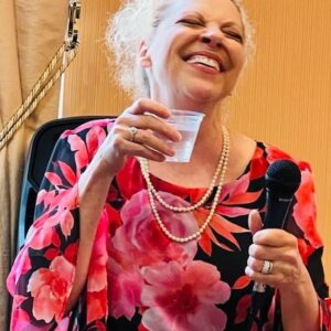 Kathleen Gati Instagram - This photo says it all! I had an amazing time at @officialghfc at my sold out @generalhospitalabc event put on fabulously by @debbynumber1fan and her fantastic team! Safe travels home everyone and thank you for coming out to play! I think I had more fun that you guys! Sending lots of love to you all! #GH #GHFC #gratitude #love ❤️