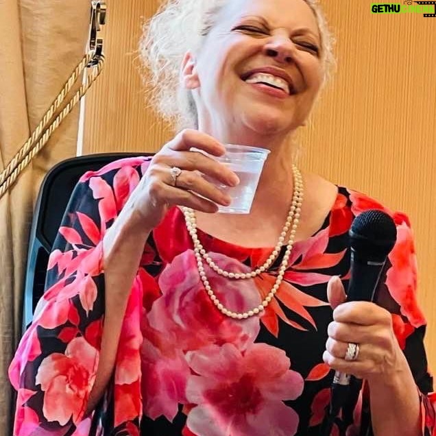 Kathleen Gati - 1.1K Likes - This photo says it all! I had an amazing time at @officialghfc at my sold out @generalhospitalabc event put on fabulously by @debbynumber1fan and her fantastic team! Safe travels home everyone and thank you for coming out to play! I think I had more fun that you guys! Sending lots of love to you all! #GH #GHFC #gratitude #love ā¤ļø