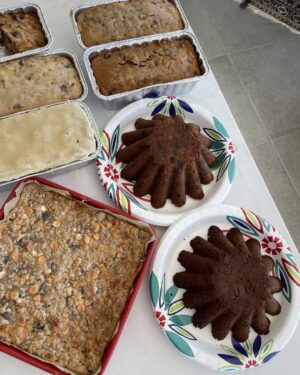 Kathleen Gati Instagram - A little #holiday #baking going on!😱 🧑‍🍳🎄❤️