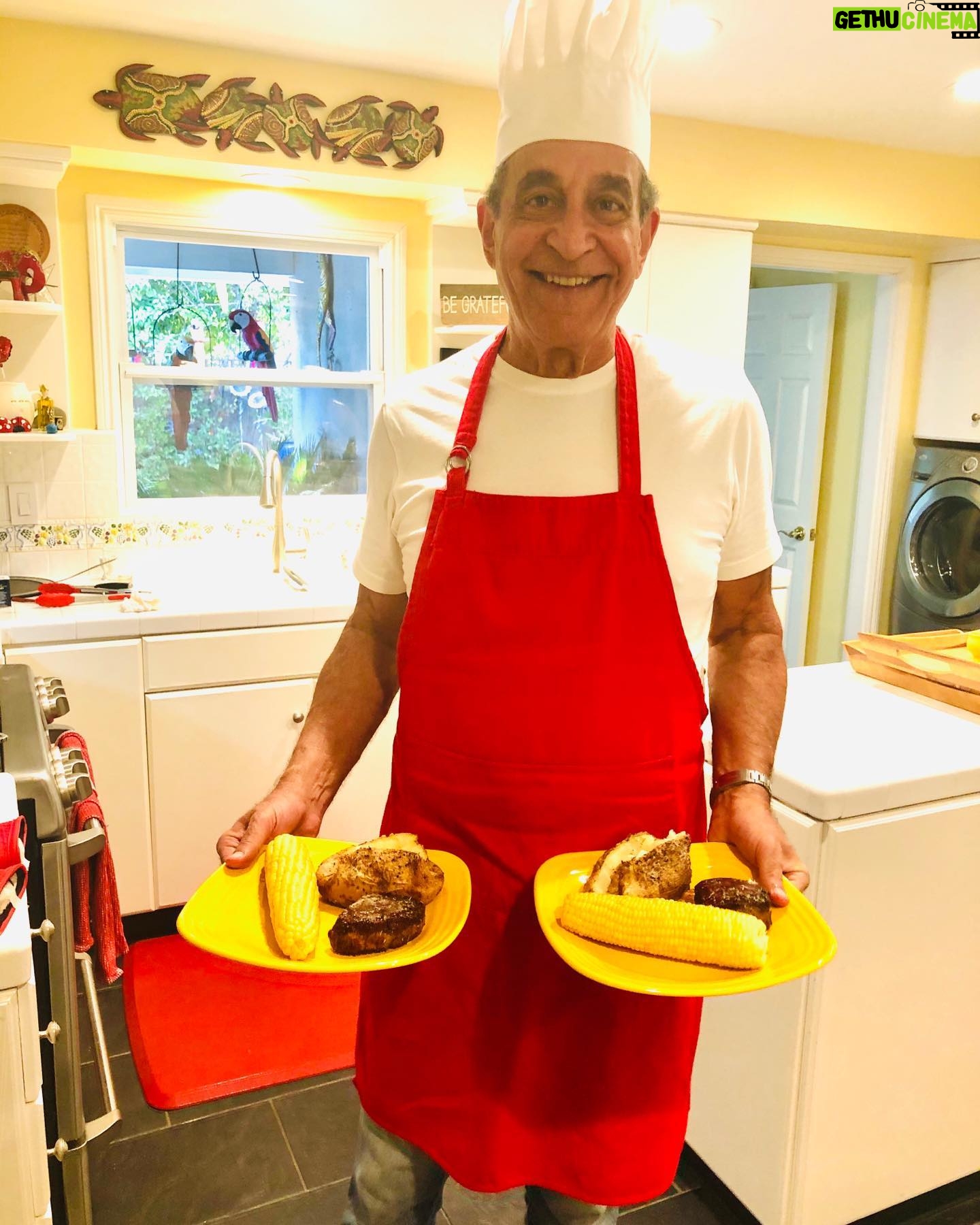 Kathleen Gati - 1K Likes - Thank you everyone for the #HappyBirthday wishes! Had a wonderful day with hubby who made a delicious dinner for me (and brunch!) And my pal, Judy dropped off a delicious lemon cake. #grateful #bestdayā¤ļø