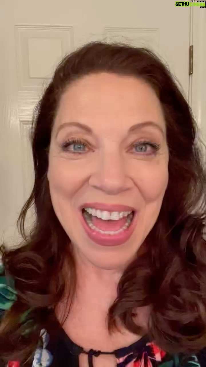 Kathleen Gati - 1.9K Likes - @gatitweets has a beautiful #mothersday message for you- and weāre giving away a free #Superzoom ticket for her #gatiskitchen event in June! #comment on the reel and it will automatically enter you into the contest! Have a very Happy Mothers Day!