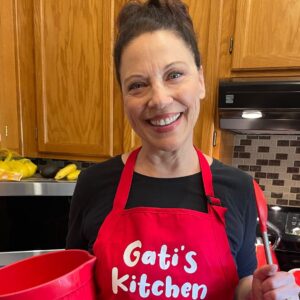 Kathleen Gati Instagram - Don’t forget to join your favorite celebrity cooking hostess on #zoom September 18th as we cook but also as we celebrate her anniversary year on #generalhospital 😊😊😊

Tickets @fantasy_events_inc and order your apron soon @gatitweets - love the red color!!!
.
.
.
#ghfantasy #ghfantasyevents #ghfantasyweekend #generalhospital #generalhospitalabc #generalhospitalfans #weekend #sundayfunday #sundayfunday☀️ #kathleengati #gatiskitchen
