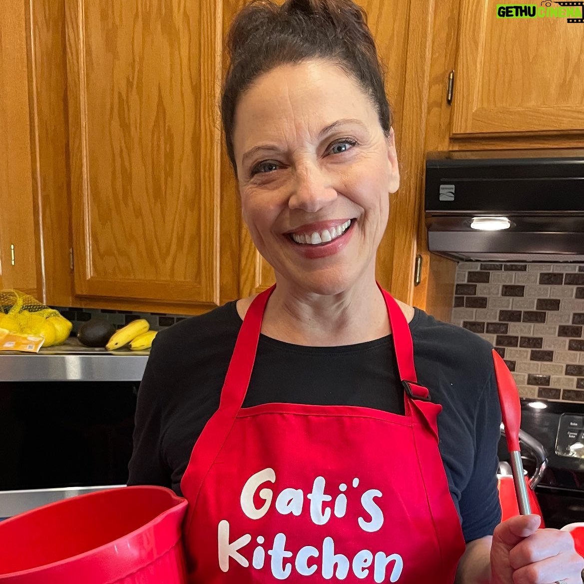 Kathleen Gati - 578 Likes - Donāt forget to join your favorite celebrity cooking hostess on #zoom September 18th as we cook but also as we celebrate her anniversary year on #generalhospital ššš
Tickets @fantasy_events_inc and order your apron soon @gatitweets - love the red color!!!
.
.
.
#ghfantasy #ghfantasyevents #ghfantasyweekend #generalhospital #generalhospitalabc #generalhospitalfans #weekend #sundayfunday #sundayfundayāļø #kathleengati #gatiskitchen