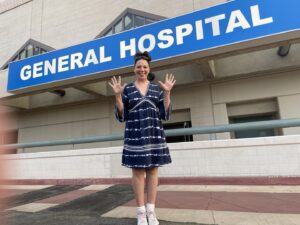 Kathleen Gati Instagram - Ten years this week @GeneralHospitalabc 🎉🎈 First day at this studio was July 31, 2012 for a quick stint! Thank you @fvalentinigh @MarkTeschner and to all cast and crew, and of course to all you amazing #GH fans for the ten years of love and kindness!🥰❤️ #gratitude #actorslife