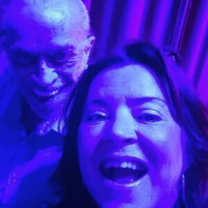 Kathleen Madigan Instagram - Very sad to hear that my pal James Gregory passed. I loved everything about him. Old school. Sweet n always happy to see an old friend❤️.

Xoxox and love to his family🙏🏻.

#comedy #jamesgregory #funniestmaninamerica