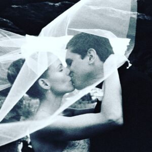 Kathleen Robertson Instagram - 17 years ago a girl from #hamilton married a boy from #carmel @christinearnoldphotography @instyle_weddings #palmsprings #happyanniversary @cjcowles 🖤