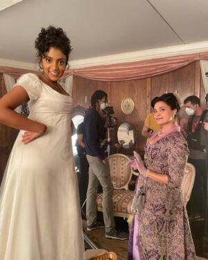 Kathryn Drysdale Instagram - Yet more BTS of @bridgertonnetflix . (Just love this top one of @actualjoannabobin ) ❤️ #bridgerton