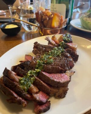 Kathryn Thomas Instagram - Finally got to celebrate our January birthdays together. 
So proud of my sis @linthomasie who had her first outing without baby Lily. 
Sunday lunch @lockswindsorterrace didn’t disappoint. Food was incredible and one of the most comfortable and cosy restaurant rooms in Dublin by far! Put it on your list xx