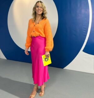 Kathryn Thomas Instagram - Better late than never 😰🤣

Week 2 Colour Shock ⚡️ 
Orange Cardi of dreams @oliverbonas 
pink skirt @marksandspencerireland
Jewellery @bettyandbiddy 

Week 1 natural in nude 
Dress @hm 
Boots @mantra 

@rteoperationtransformation glam squad 
@meganfoxfashion_ @normajeanhair @dearbhlamakeupartist