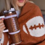 Kathryn Dunn Instagram - football sunday 🤎🏈 @livelovegameday