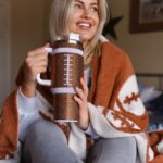 Kathryn Dunn Instagram - football sunday 🤎🏈 @livelovegameday