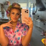 Kathryn Dunn Instagram - ever wonder what is the secret to getting that BIG texas hair? velcro rollers!👸🏼 back when i competed in the Miss Texas Pageant we always said “the bigger the hair the closer to god!” so we had all the fancy tricks to achieve the most volume in our hair💁🏼‍♀️ and here’s the thing - you dont need any fancy hair tools to achieve the big texas hair that we see beyonce bringing back. I personally used a 1 1/2 inch barrel curling iron to heat and curl, and then set with these velcro rollers i got for literally under $10. Comment ROLLERS down below and I’ll send you the link to shop! #bigtexashair #bighair #hairtutorial #amazon #amazonfinds #amazoninfluencer